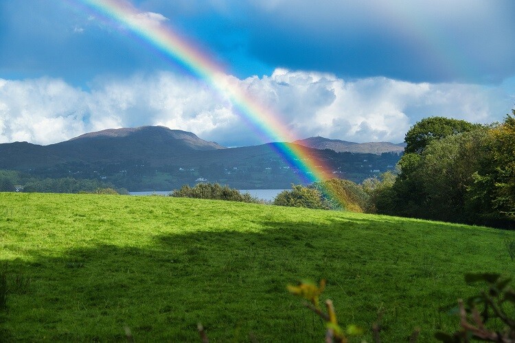 Ein Regenbogen in Irland