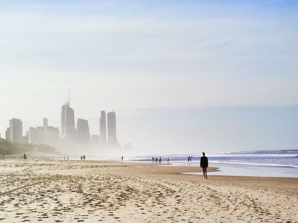 aifs-schüleraustausch-australien-queensland-skyline-strand